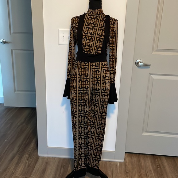 Brown and Black two piece set - Picture 3 of 8